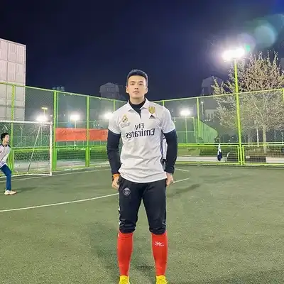 林佑泽